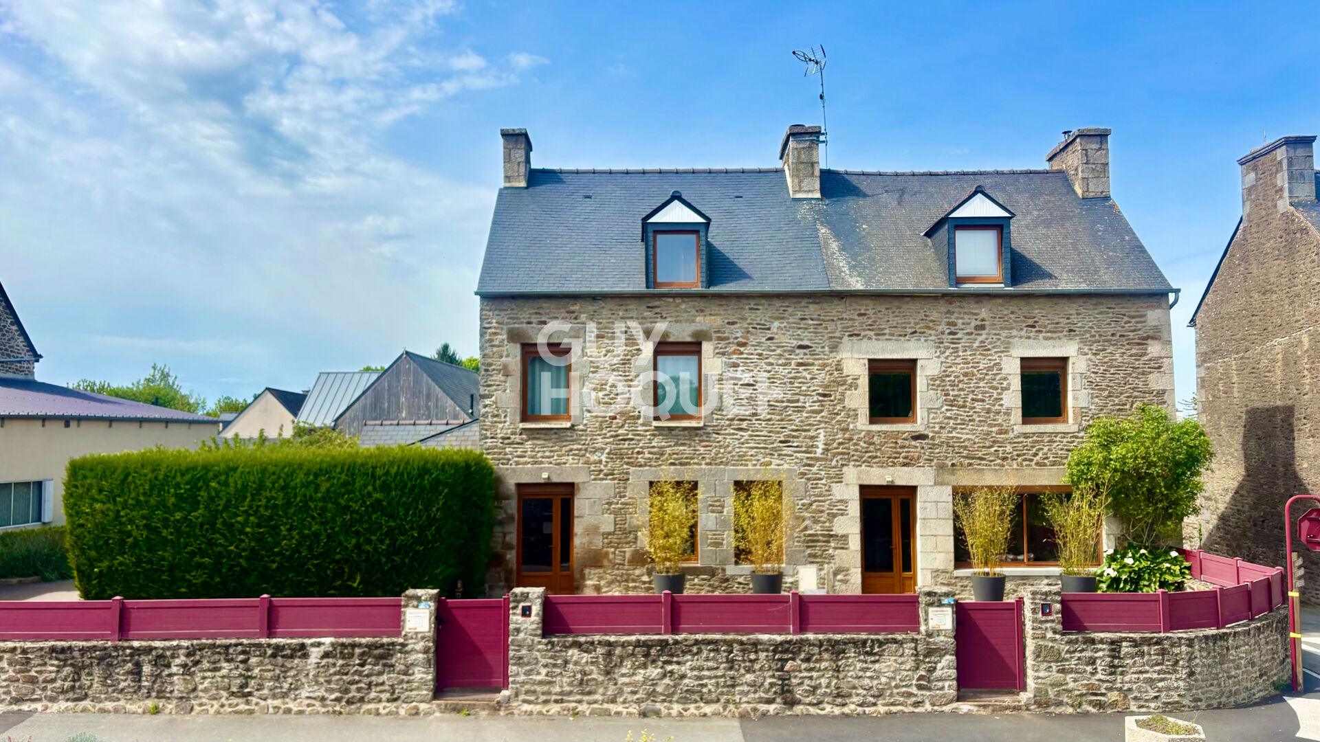 Maison La Vicomte Sur Rance environ 260 M²