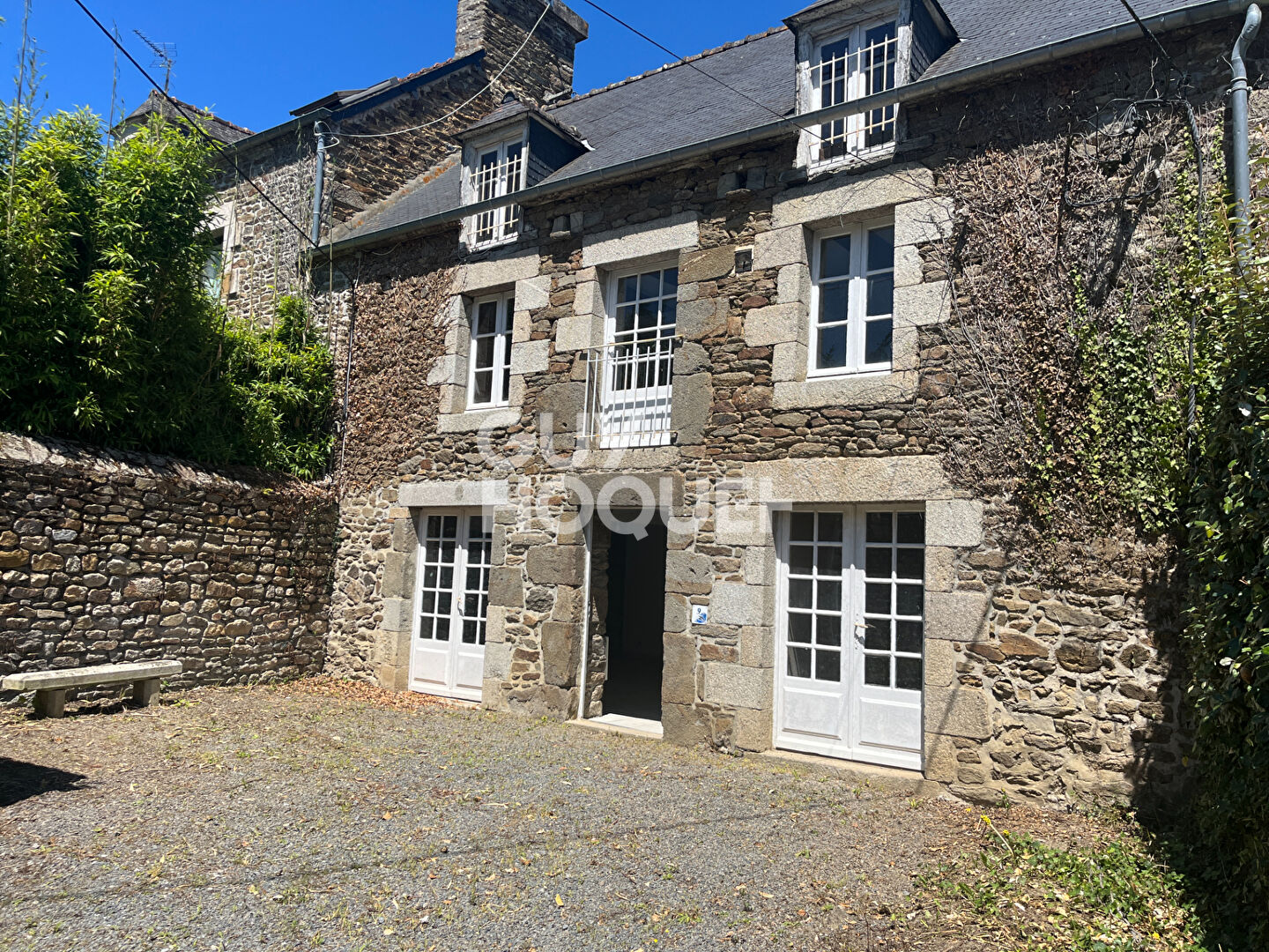 PLOUER SUR RANCE - MAISON EN PIERRE