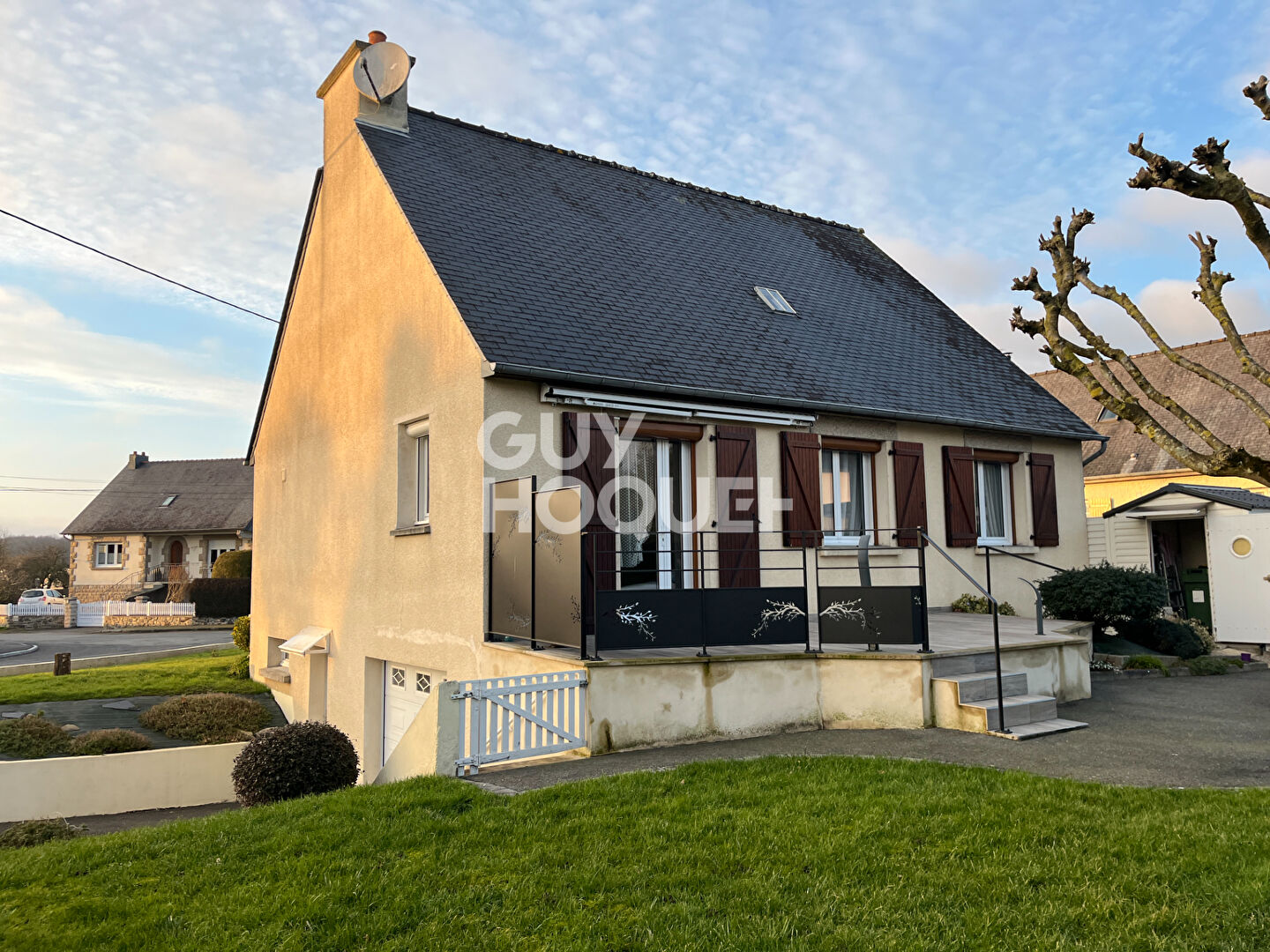 TRELIVAN - Maison individuelle sur sous-sol- 2 chambres
