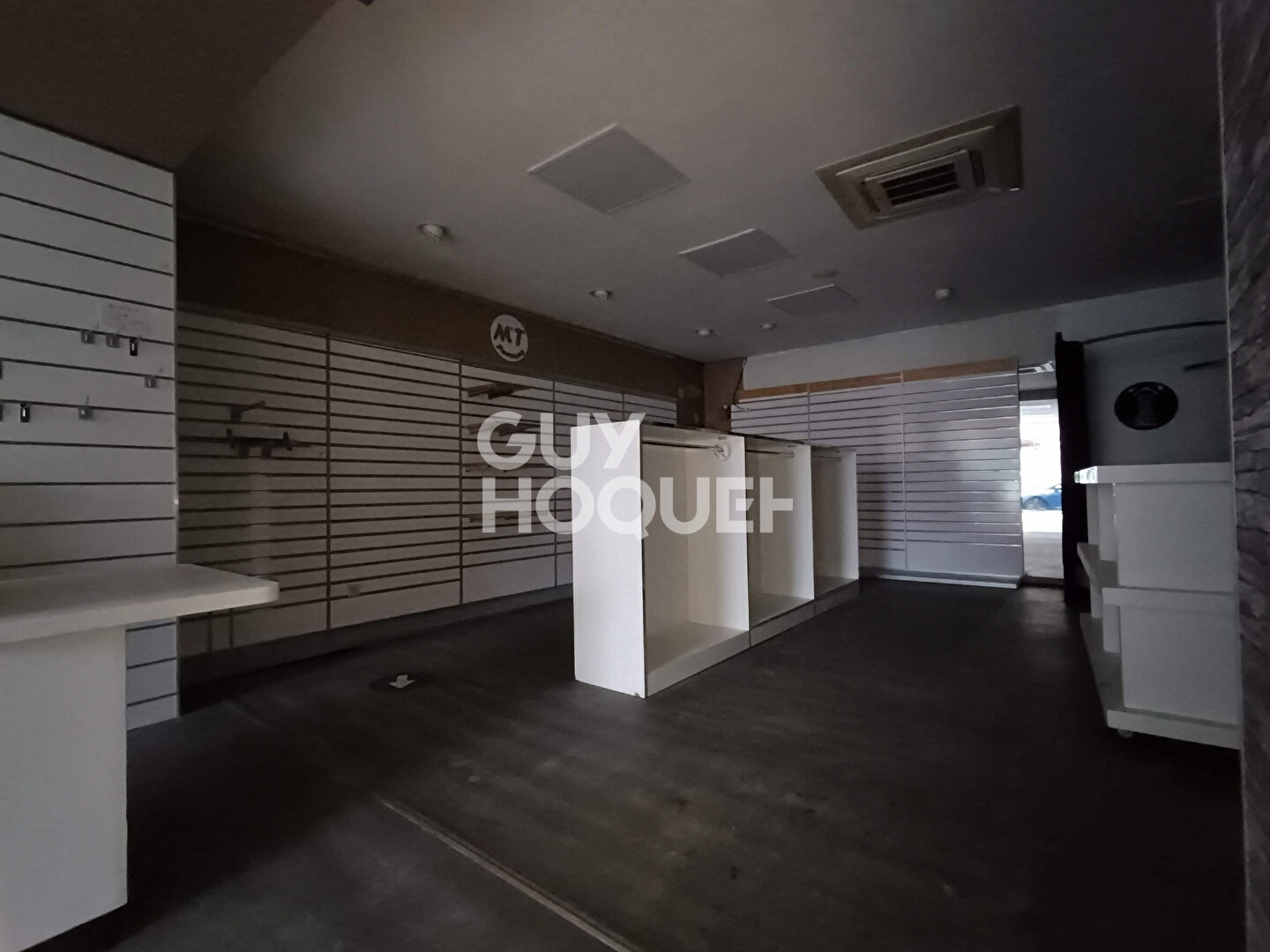 Location local commercial / Top emplacement