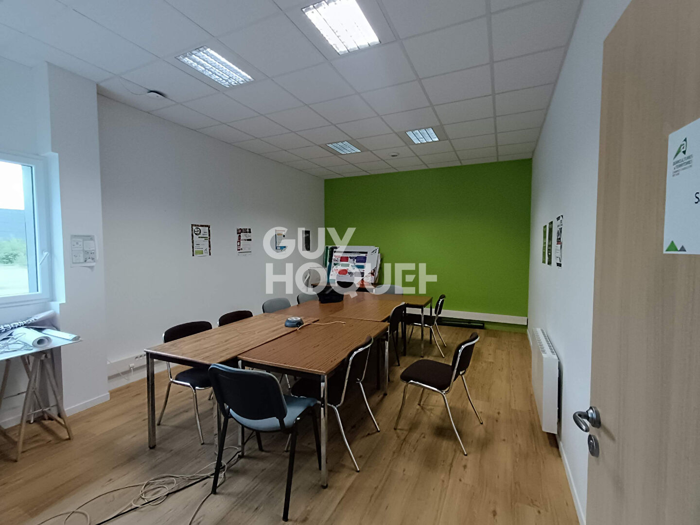 Bureaux / entrepôt  Dinan 280 m2