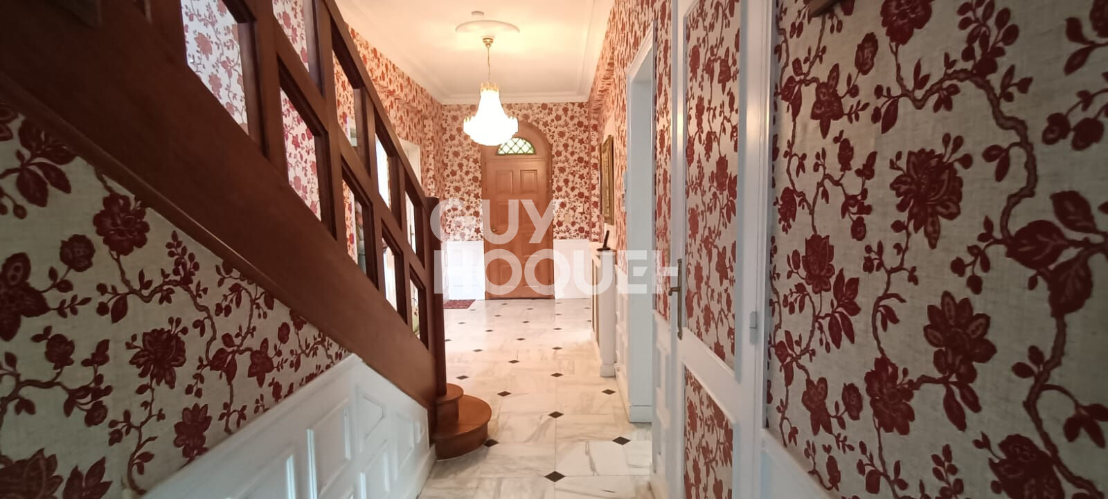 Demeure traditionnelle d'environ 245 m² - PLELAN LE PETIT (22)