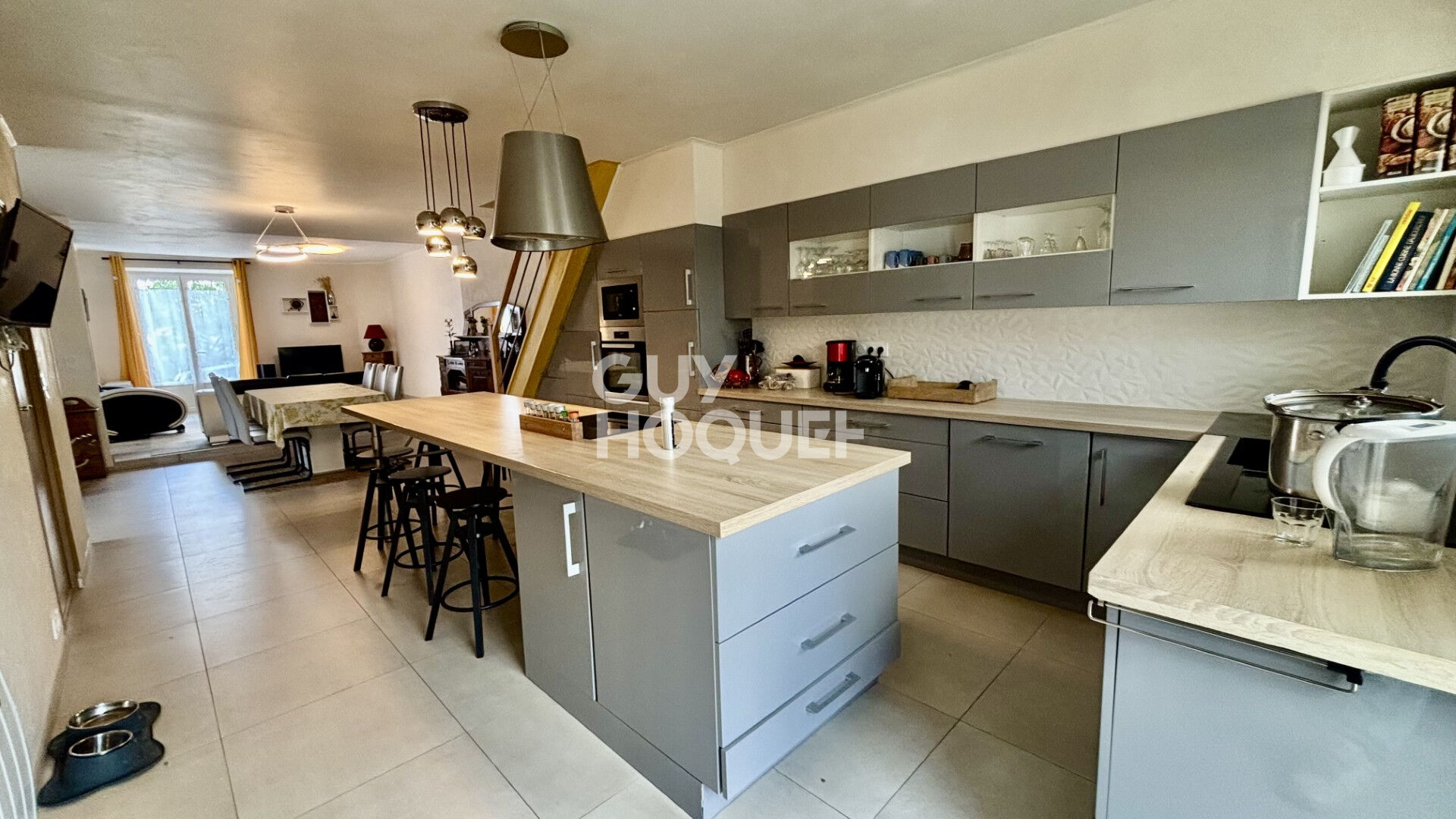 Longère rénovée à Pleudihen-sur-Rance - 3 chambres. 