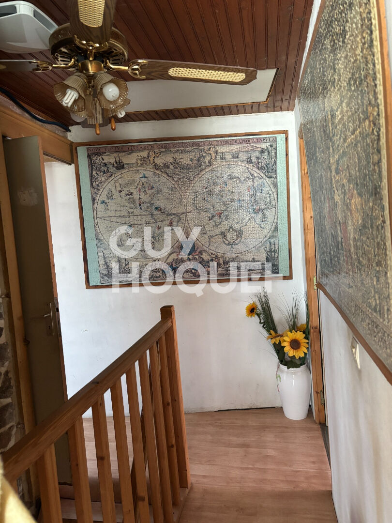 Maison d'environ 92M² - 22100 LANVALLAY