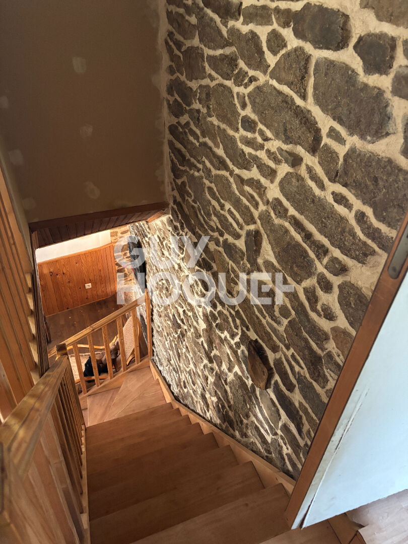 Maison d'environ 92M² - 22100 LANVALLAY