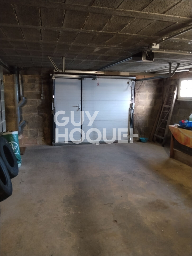 Maison  7 pièce(s) 171 m2 Saint-Hélen