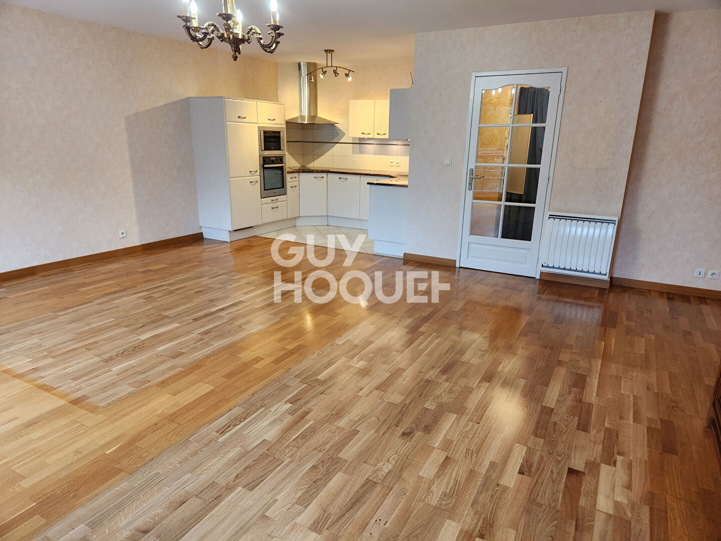 DINAN Centre T3 - 90 m² avec ascenceur et garage