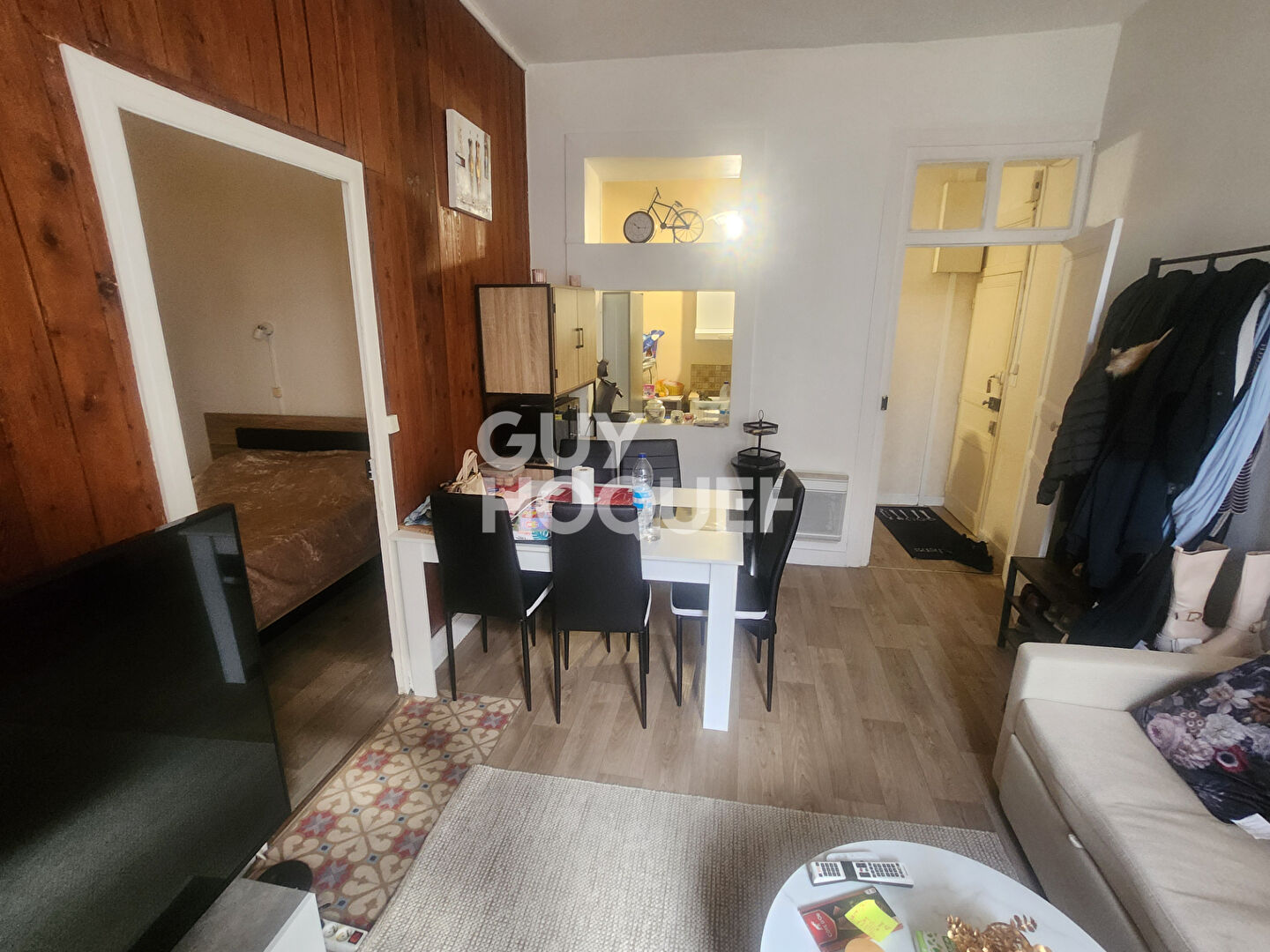 Ensemble de 2 Appartements Contigus ? Centre de Dinan