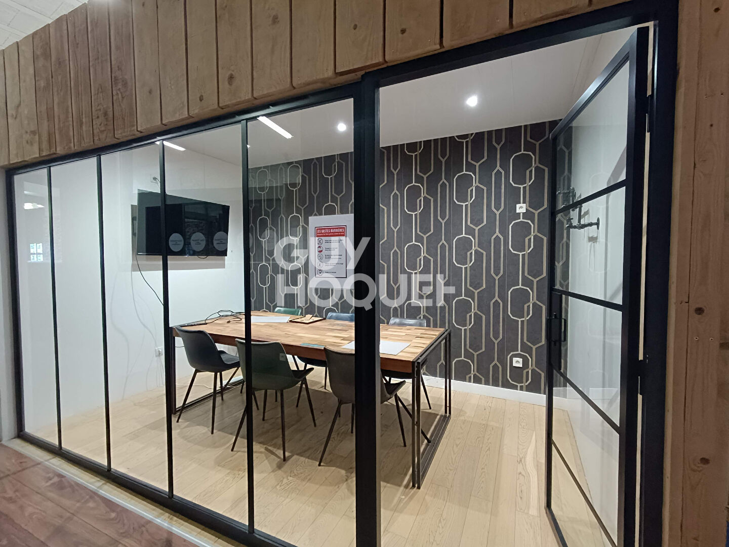 Local commercial  / bureaux  320 m2