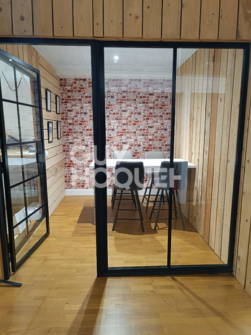 Local commercial  / bureaux  320 m2