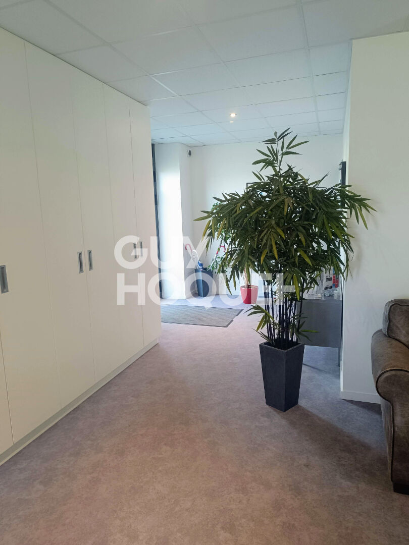 Bureaux Dinan 58 m2