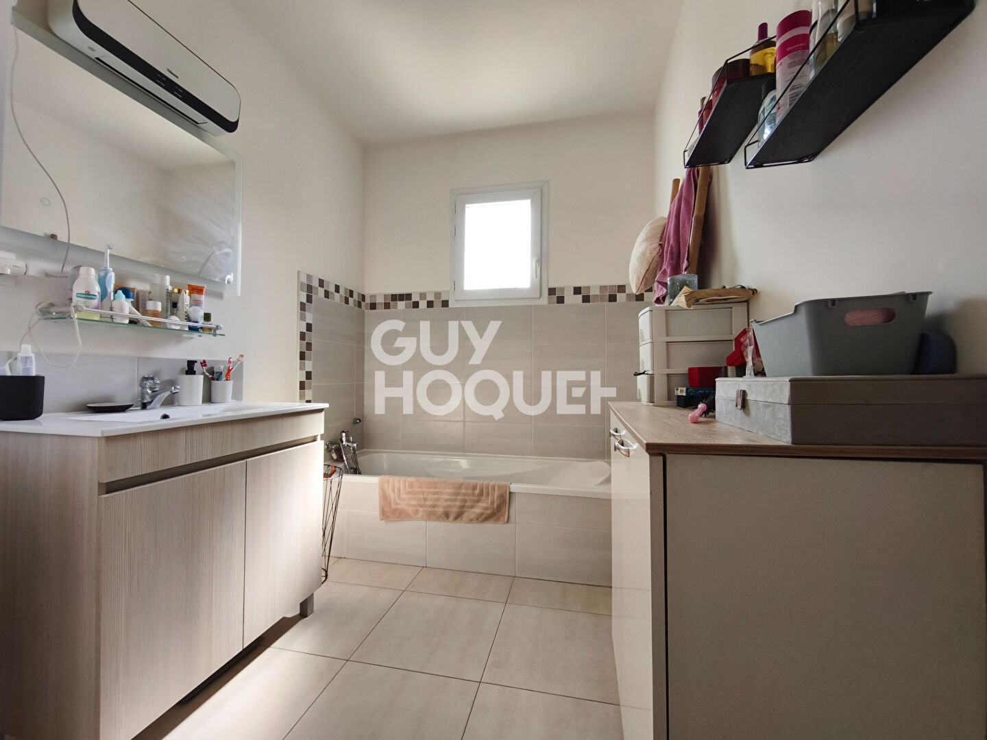 Maison de plain pied à Saint Samson Sur Rance