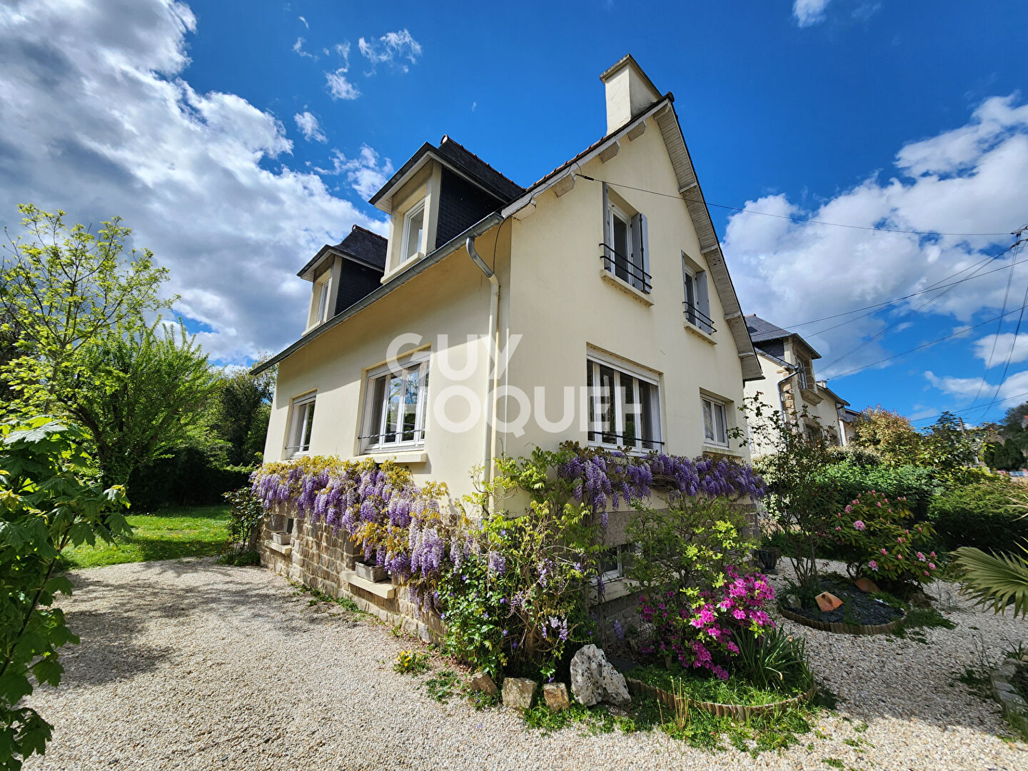 Maison DINAN environ 100 M²