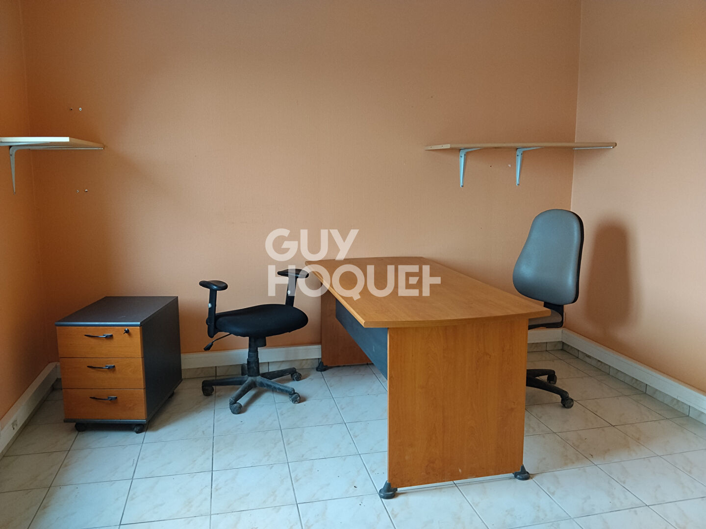 Entrepôt / local industriel  250 m2