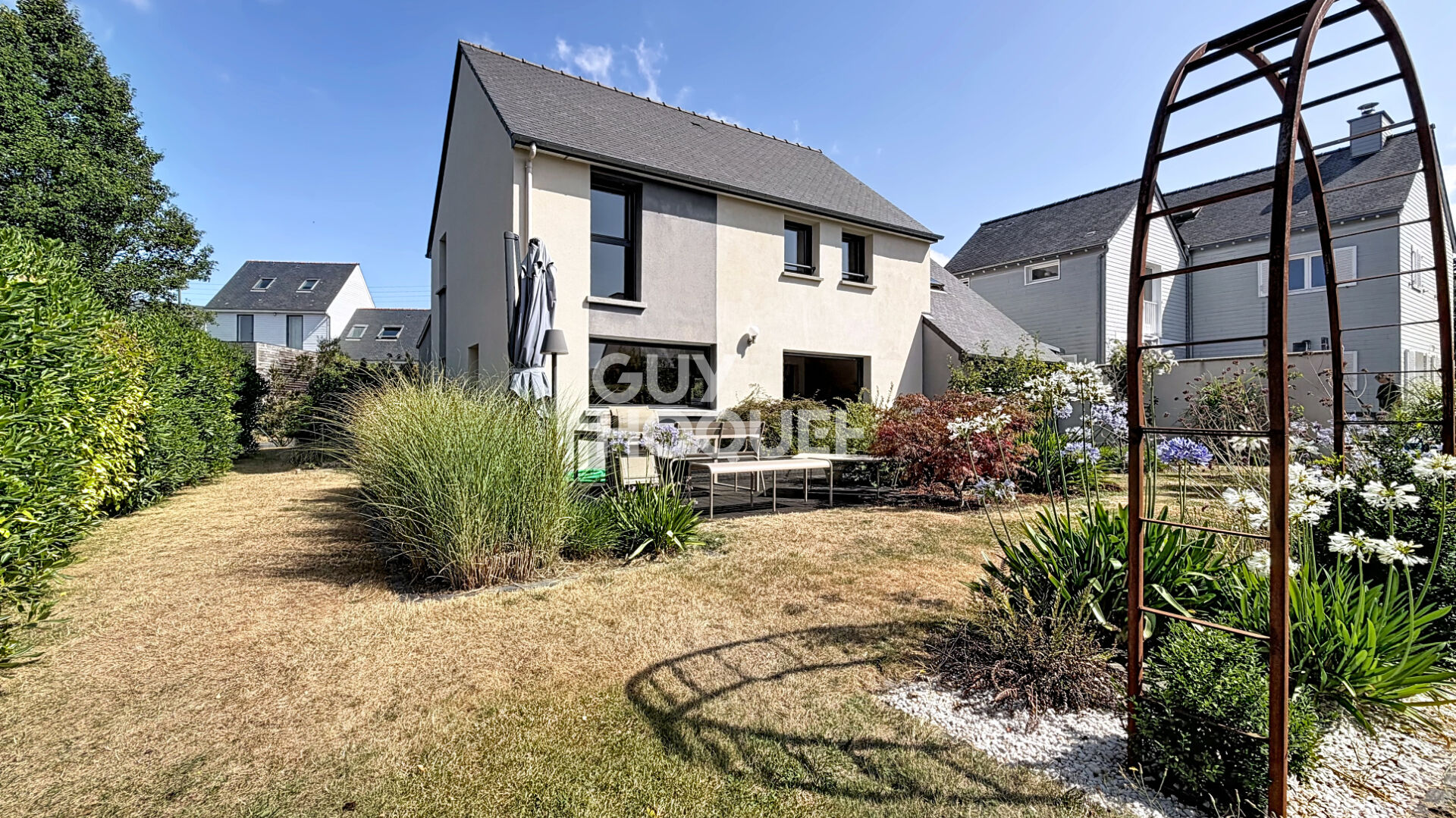 MAISON FAMILIALE - DINAN  A PIED- 4 CH - BBC - CALME