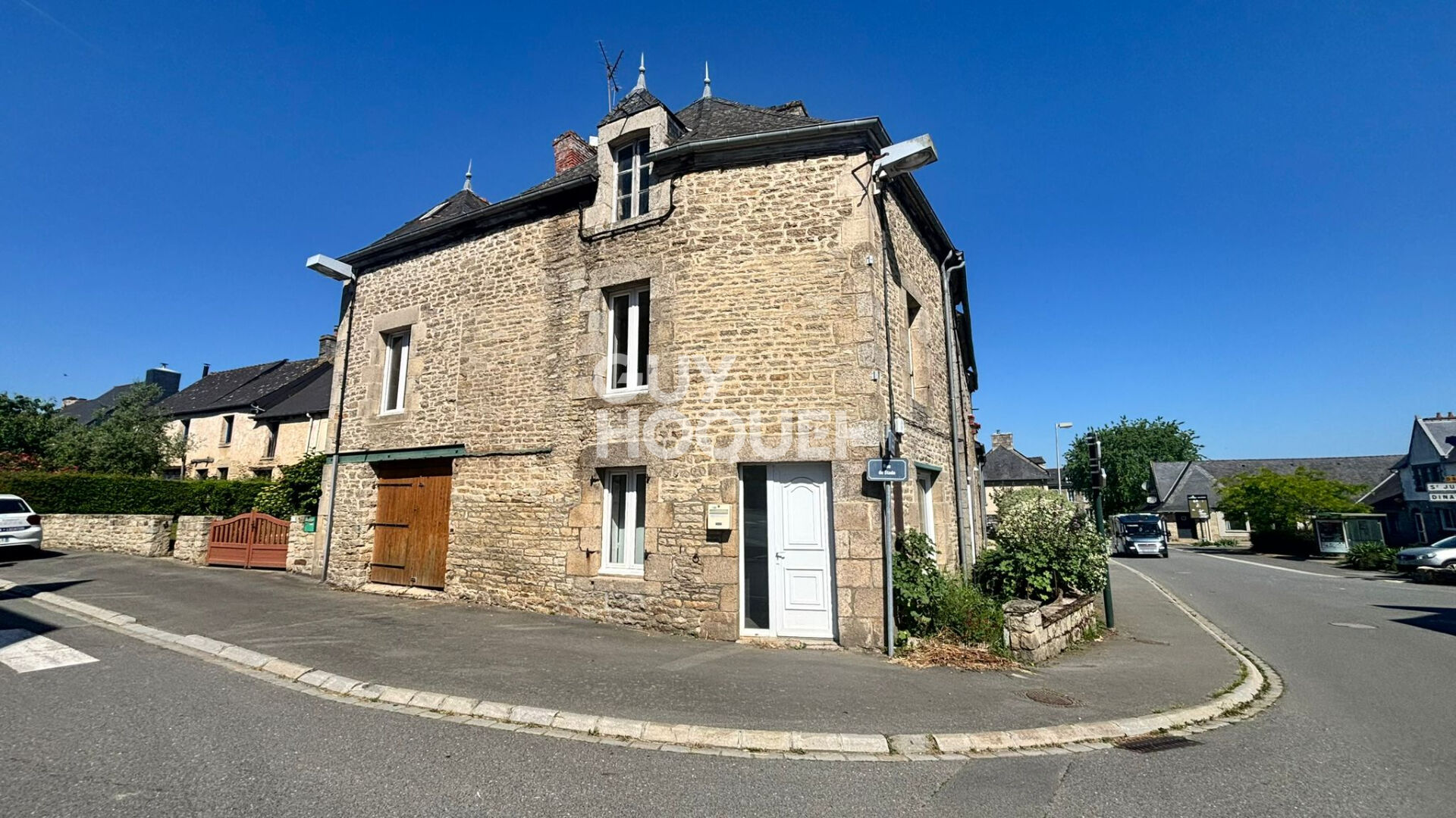 Maison de bourg en centre de Plumaudan