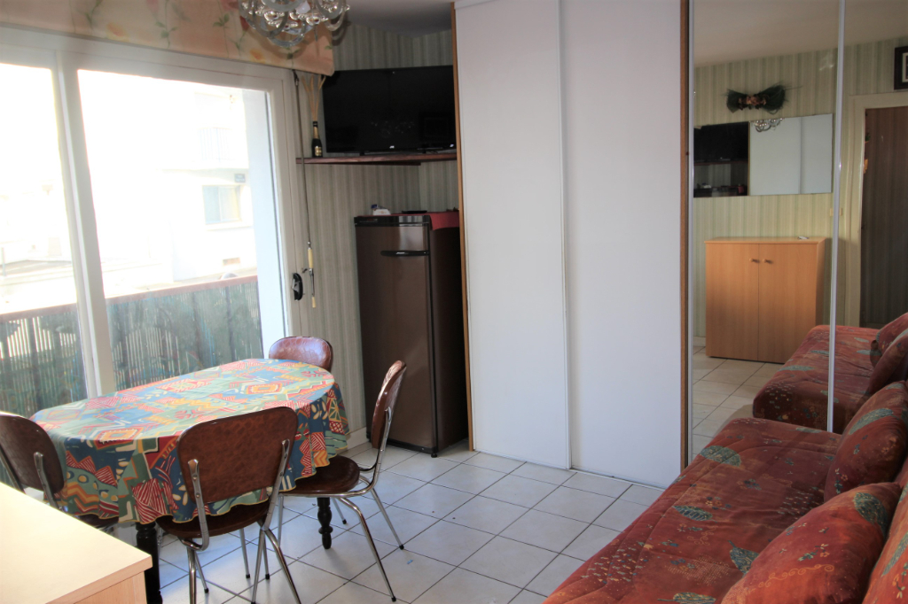 Vente : Studio T1 (17m²) au POULIGUEN
