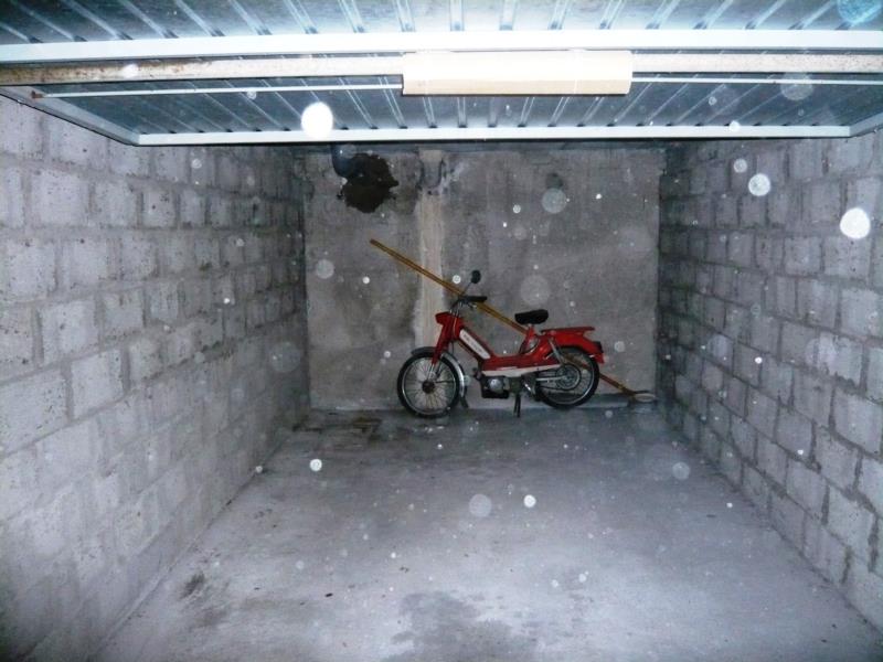 GARAGE FERME