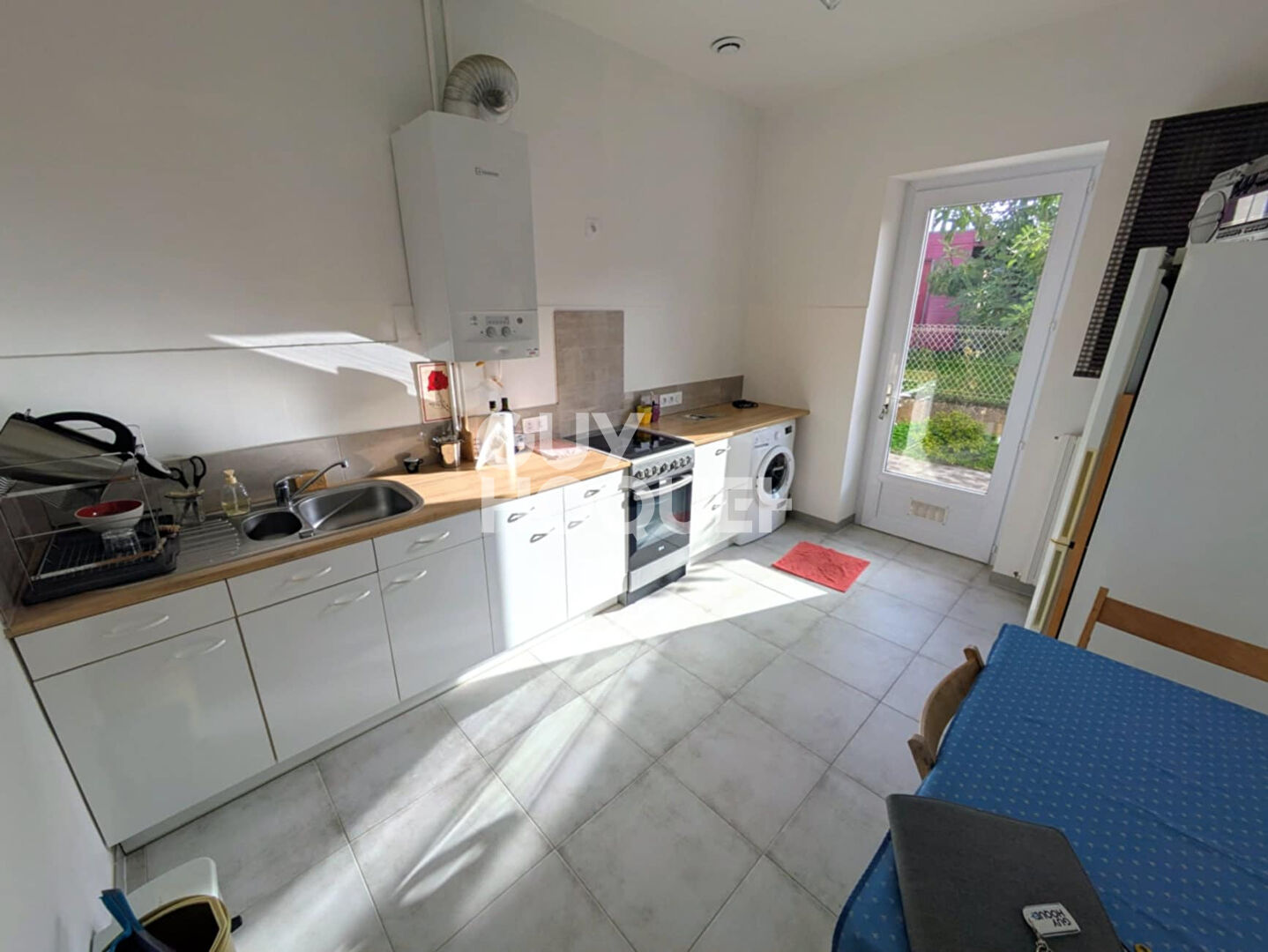 Maison rénovée plain pied - 2 chambres - jardin - garage