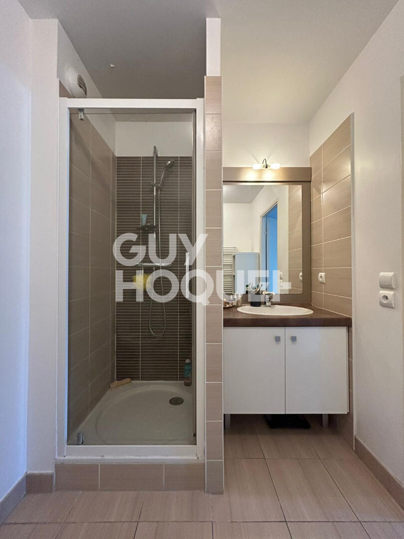 Saint-Herblain Bourg - appartement T2 lumineux avec balcon, parking et gardien