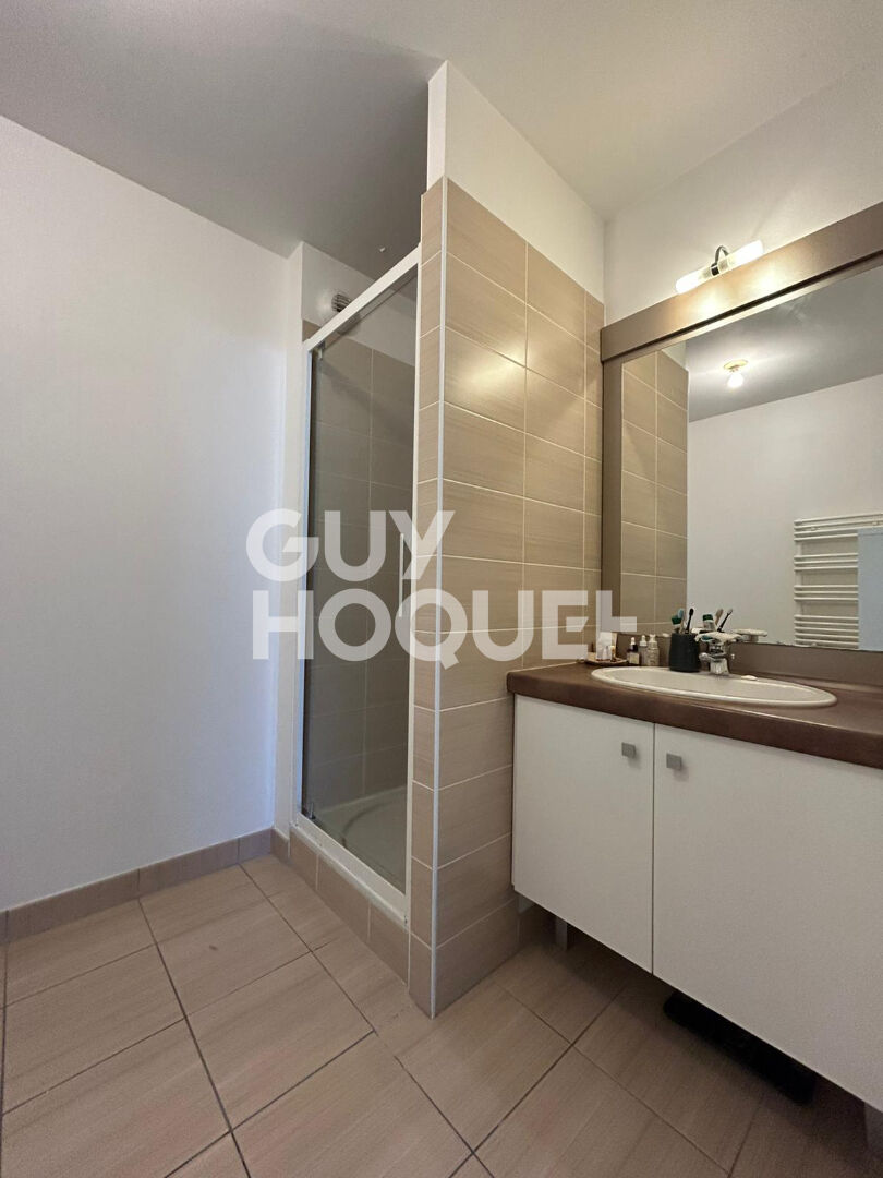 Saint-Herblain Bourg - appartement T2 lumineux avec balcon, parking et gardien