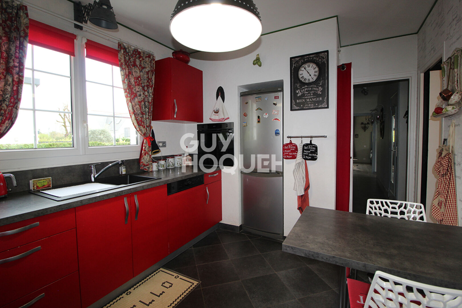 Sautron - Maison familiale 4 chambres avec sous-sol et très beau jardin arboré