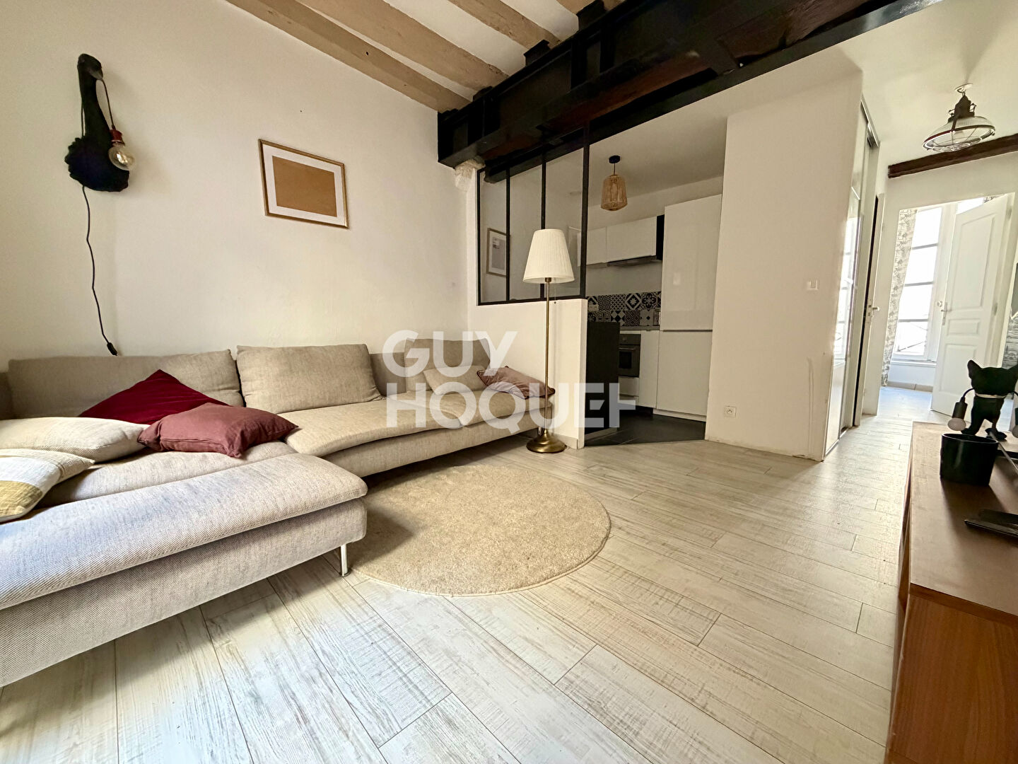 Découvrez ce charmant T2 avec terrasse en plein coeur de La Rochelle !