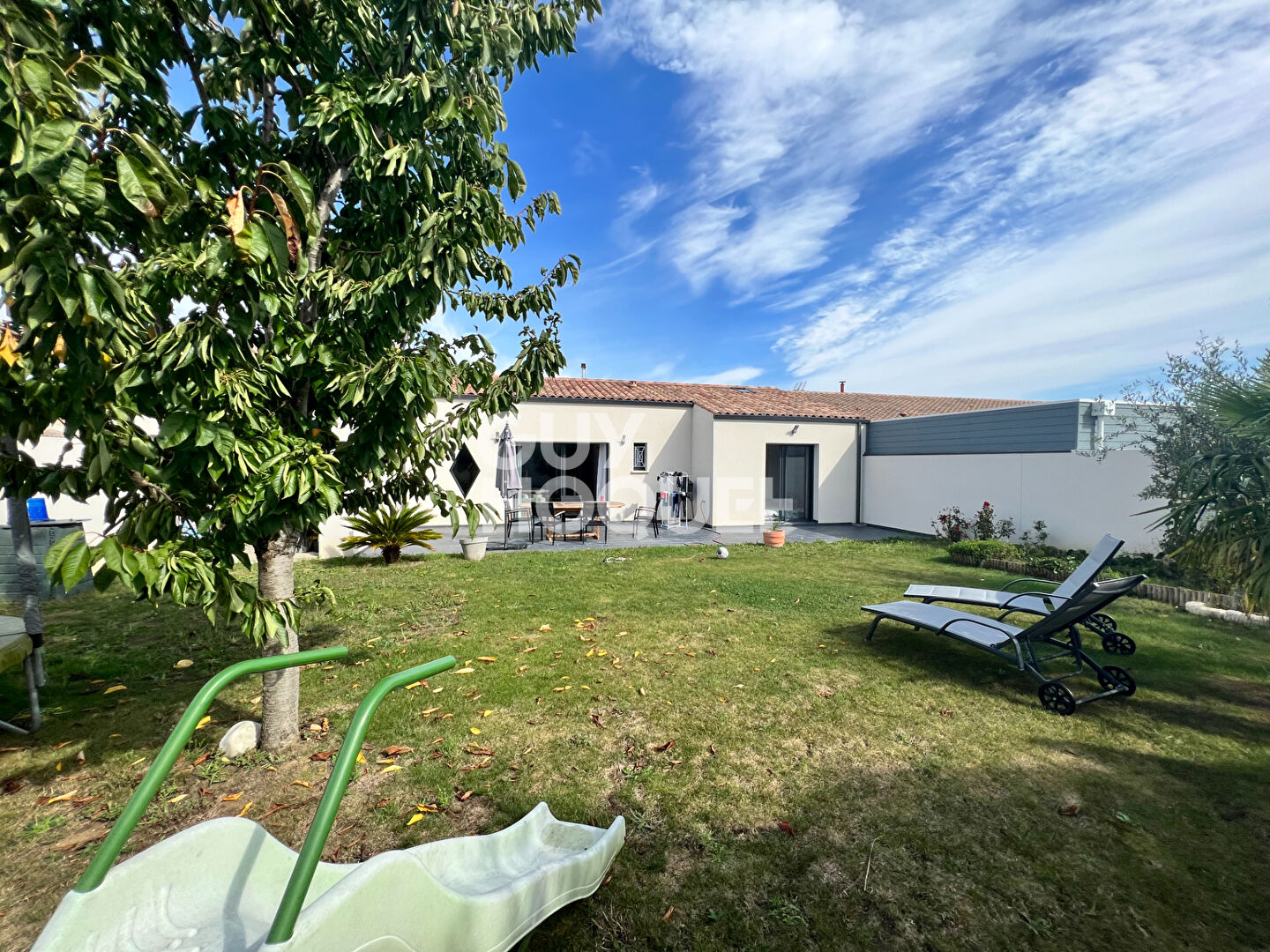 THAIRE : maison F4 (89 m²) en vente