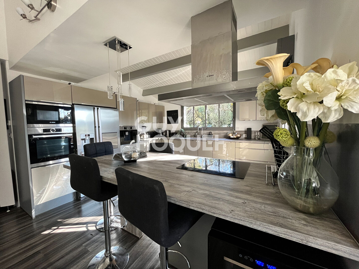 VENTE : maison de 5 pièces (145 m²) à SAINTE SOULLE