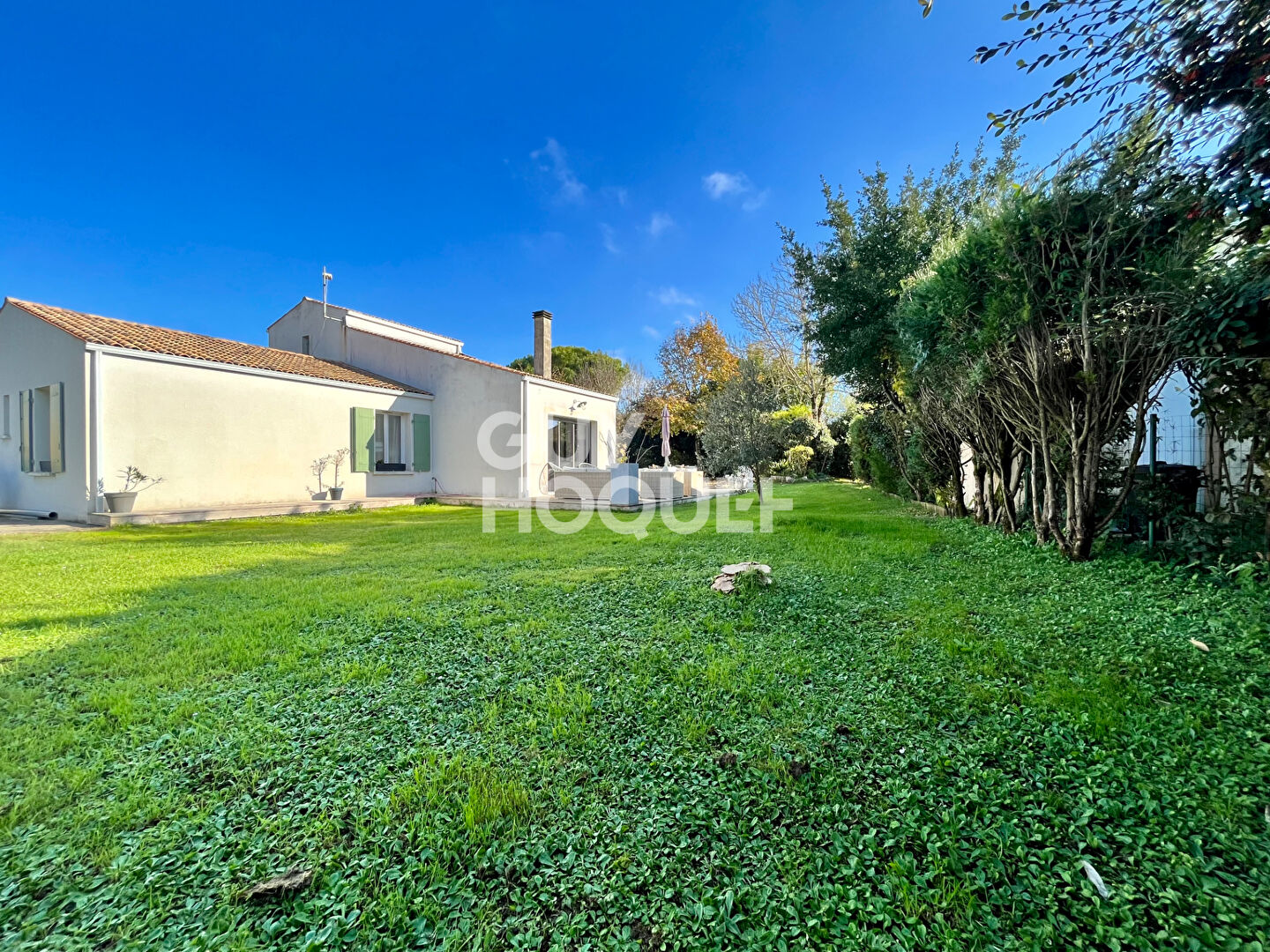 VENTE : maison de 5 pièces (145 m²) à SAINTE SOULLE