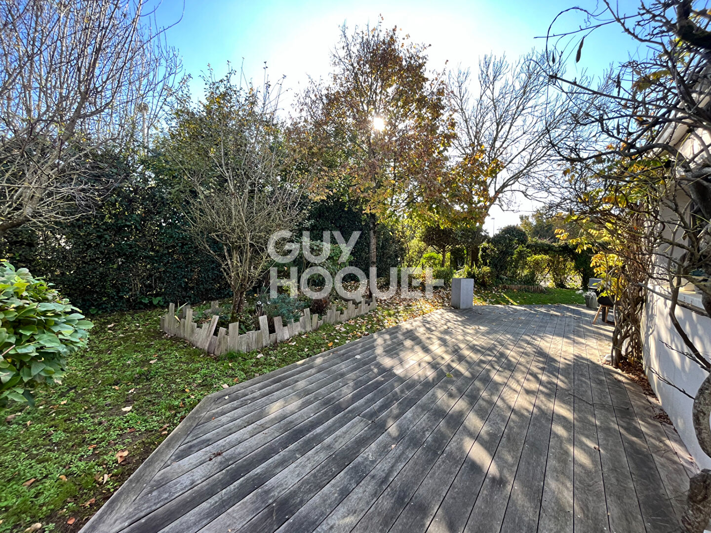 VENTE : maison de 5 pièces (145 m²) à SAINTE SOULLE