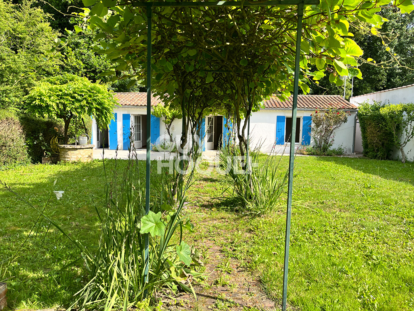 NIEUL SUR MER : maison de 3 pièces (61 m²) en vente