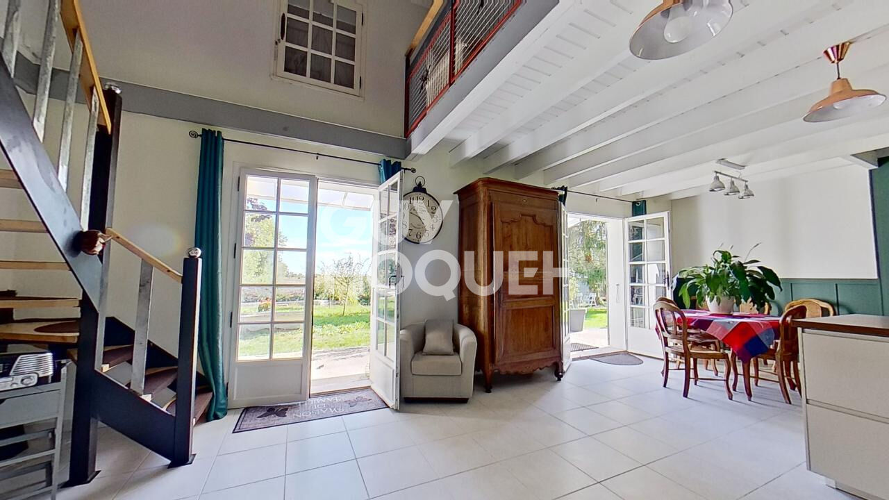 Maison de 5 pièces (135 m²) en vente à LA RONDE