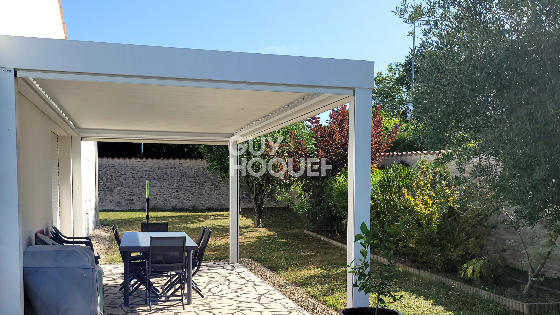 Maison spacieuse à vendre à Périgny - 5 chambres avec piscine