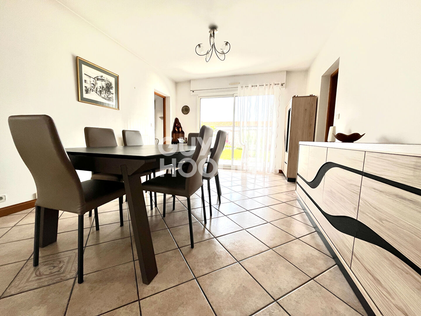 Maison spacieuse à vendre à Périgny - 5 chambres avec piscine