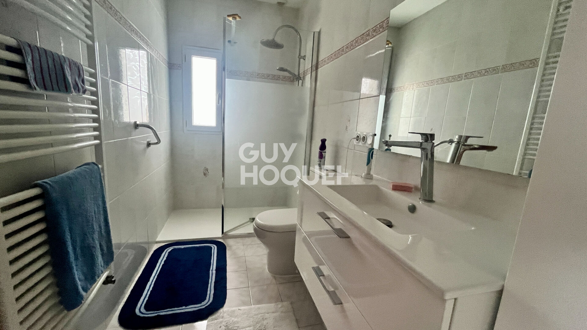 Maison spacieuse à vendre à Périgny - 5 chambres avec piscine