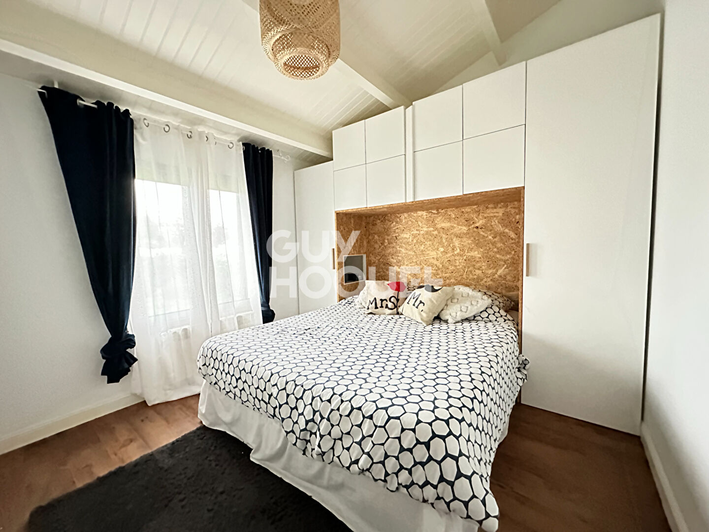 L HOUMEAU : maison F6 (152 m²) en vente
