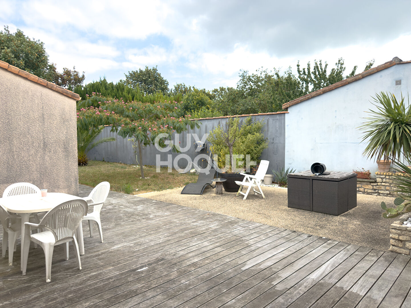 L HOUMEAU : maison F6 (152 m²) en vente