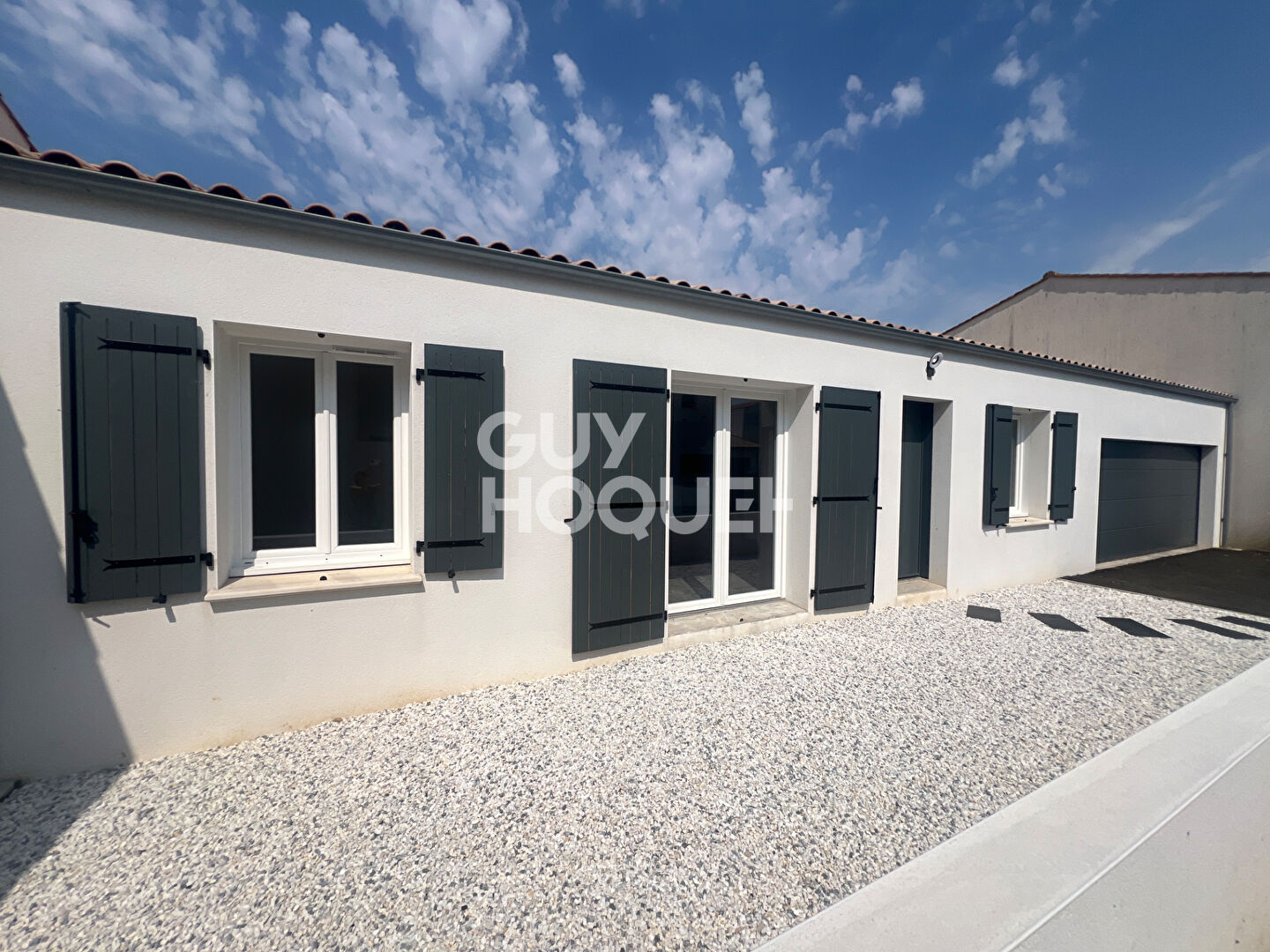 EXCLUSIVITÉ Maison plain-pied neuve avec garage double