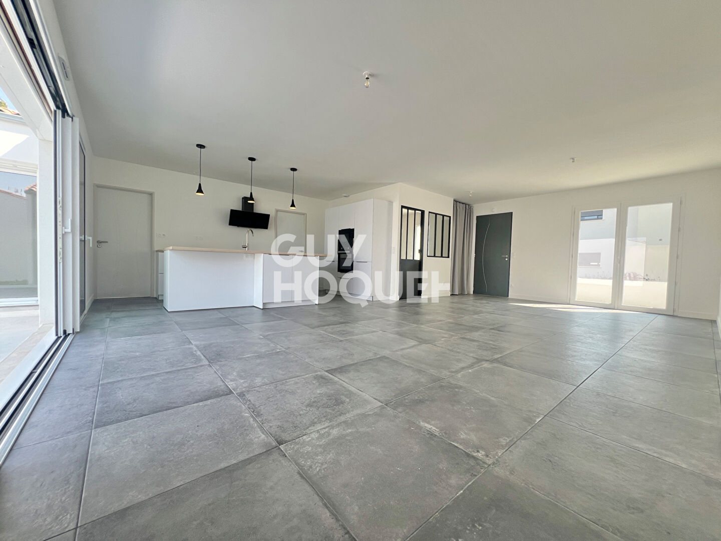 EXCLUSIVITÉ Maison plain-pied neuve avec garage double