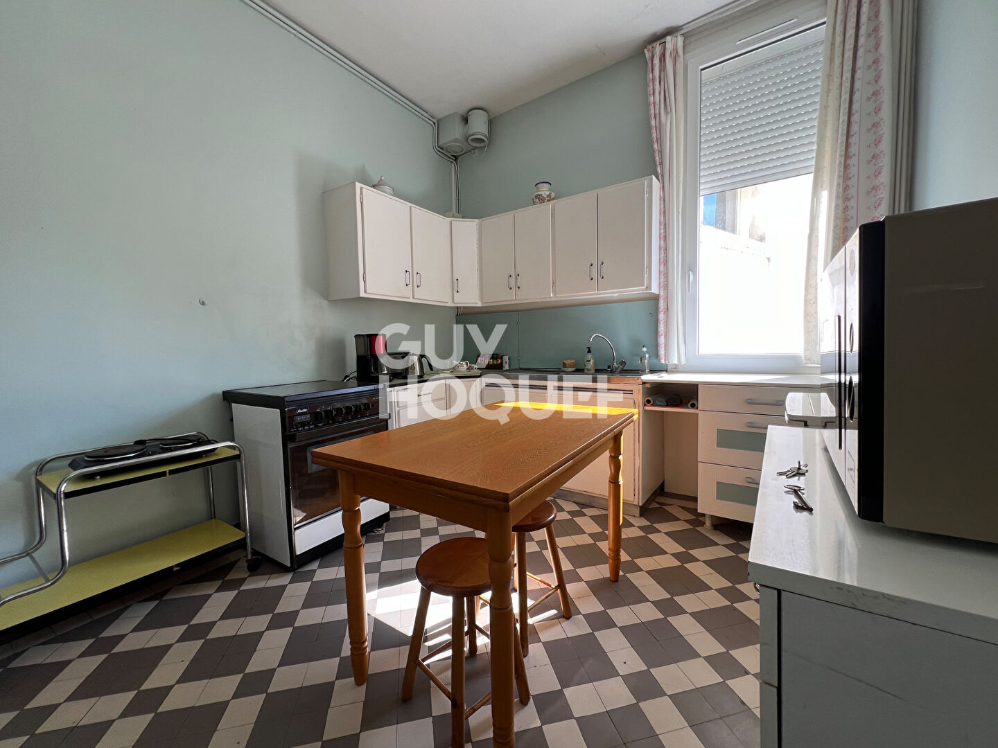 Maison à vendre à La Rochelle - 4 chambres, garage et jardin