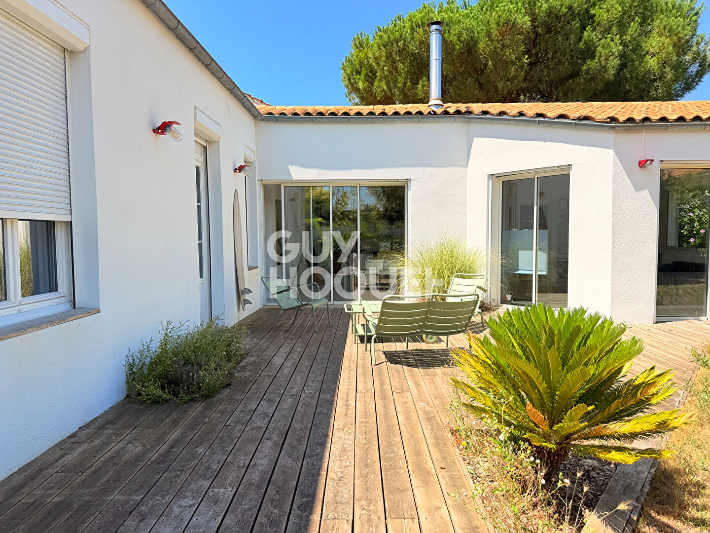 Maison à vendre à Lagord - 4 pièces, 3 chambres, très bon état
