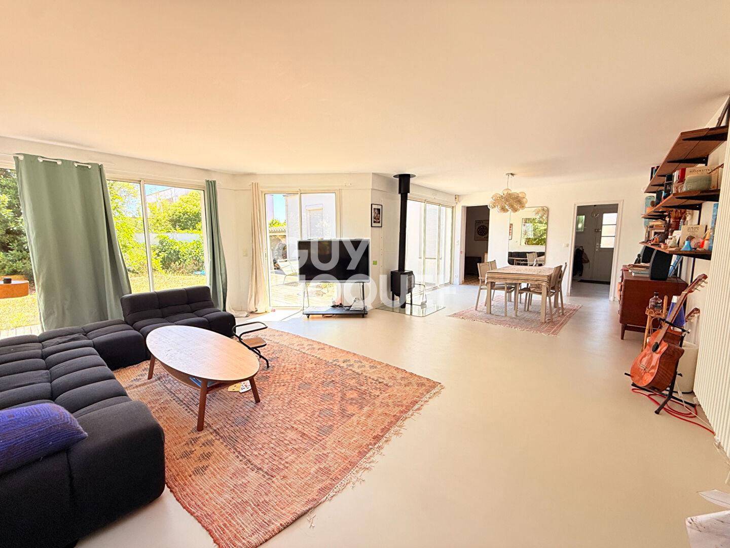 Maison à vendre à Lagord - 4 pièces, 3 chambres, très bon état