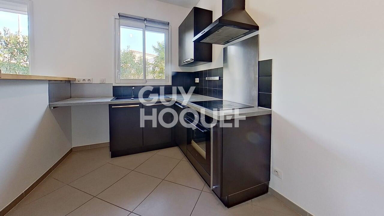 Maison à vendre à Périgny - 4 chambres, garage et jardin