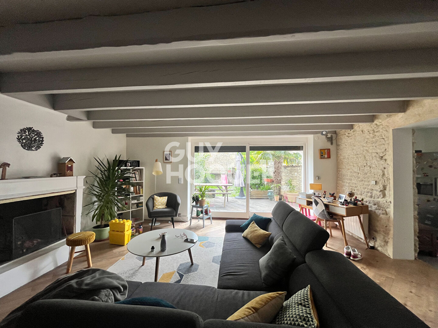 Maison à louer à Vérines - Référence 8341