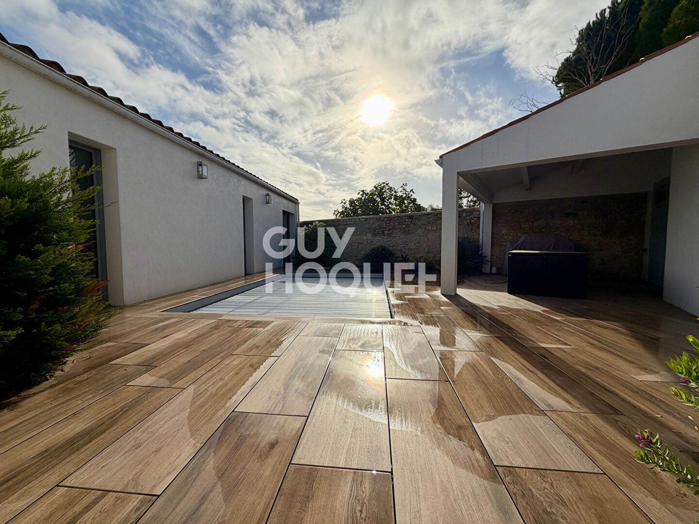 Maison récente à vendre à FETILLY - 154 m² avec piscine