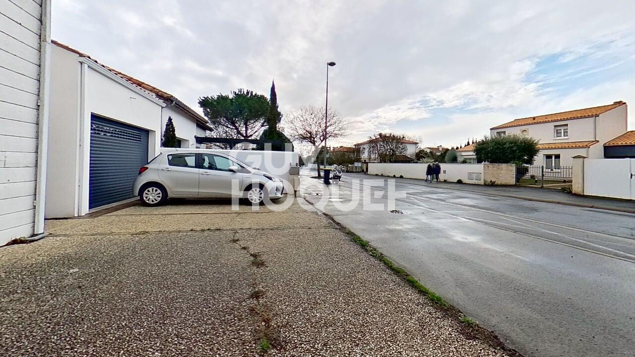 Maison à vendre à LAGORD divisée en 2 logements