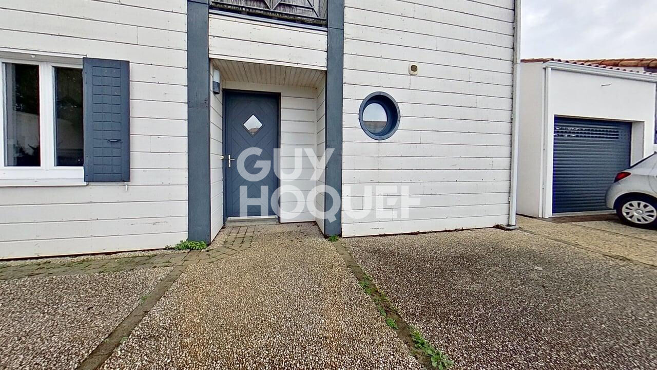 Maison à vendre à LAGORD divisée en 2 logements