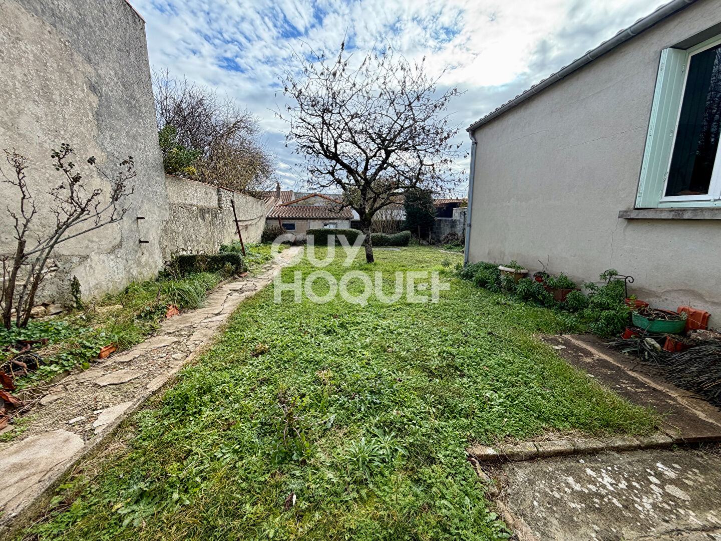 Échoppe pleine de charme à vendre - Quartier très recherché de Fétilly