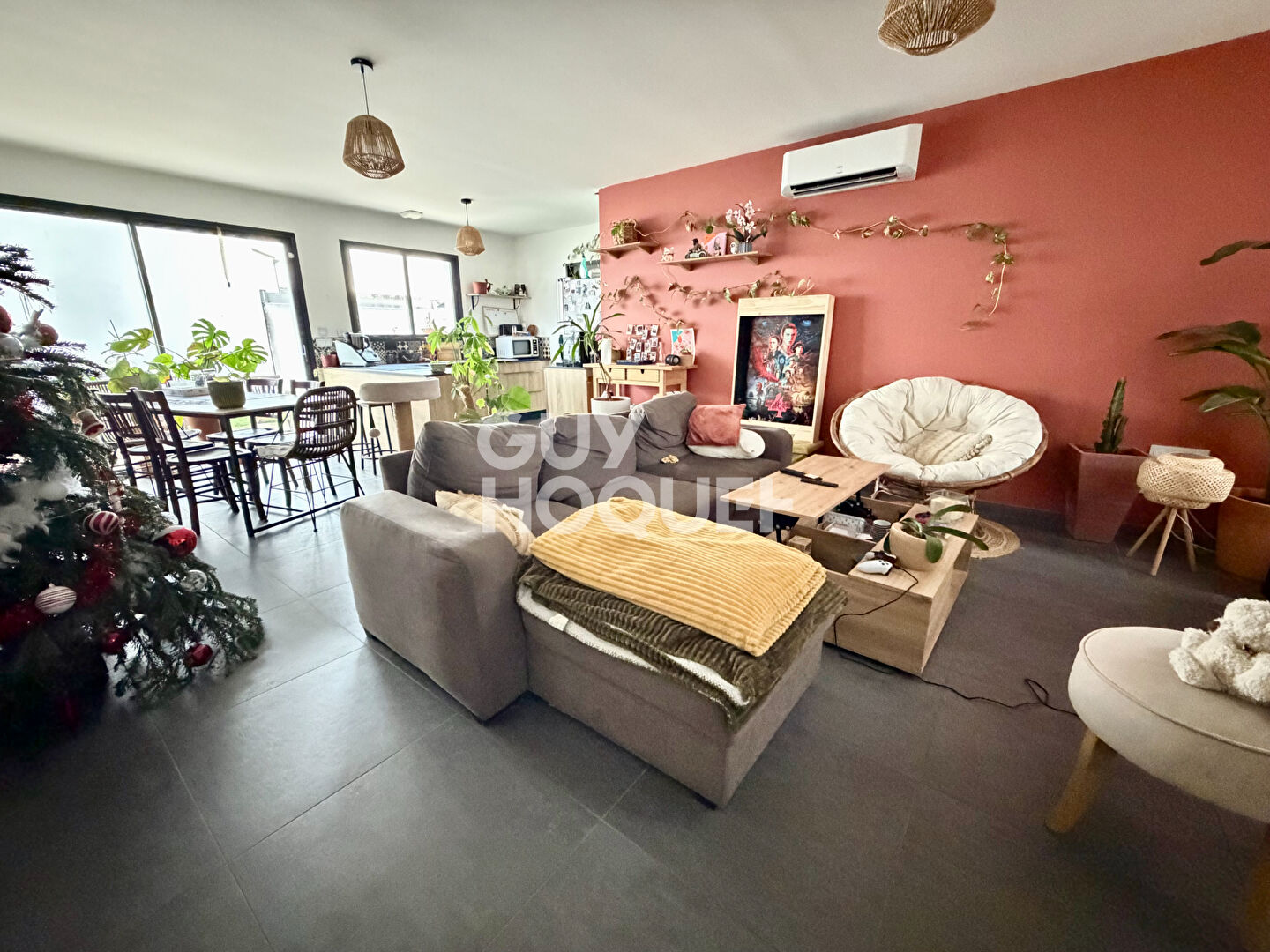 Maison récente de plain-pied -  4 chambres - Centre de Longèves